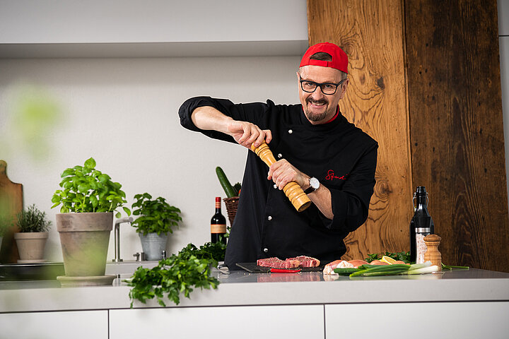Fleisch würzen & Studi-Rub mit Pfiff Suttero - Fleisch würzen & Studi-Rub mit Pfiff